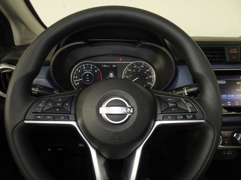 New 2025 Nissan Versa SV w/ Trunk Package image 20