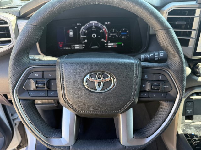 Used 2025 Toyota Sequoia Limited w/ Tow Technology Package AWD/4WD image 14