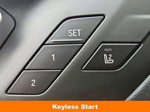 Used 2022 BMW X5 xDrive40i AWD/4WD image 19