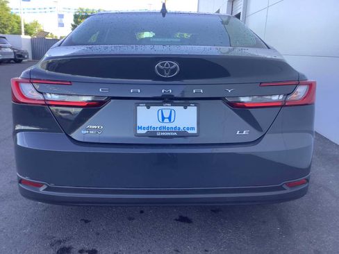Used 2025 Toyota Camry LE w/ Convenience Package AWD/4WD image 5