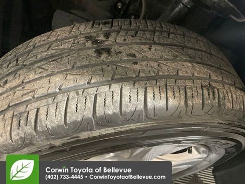 Used 2025 Toyota RAV4 XLE image 26