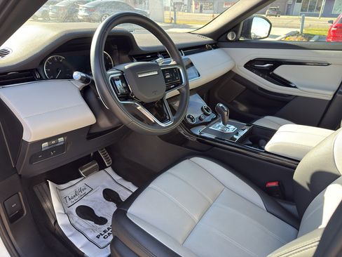 Used 2022 Land Rover Range Rover Evoque R-Dynamic SE image 13
