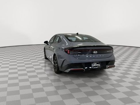 Used 2025 Hyundai Sonata SEL FWD image 8