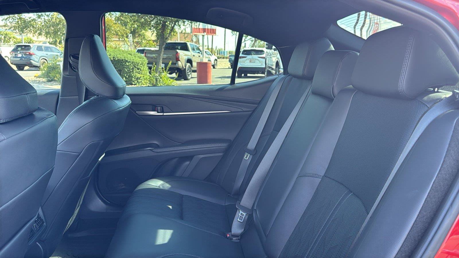Used 2026 Toyota Camry XSE FWD image 30