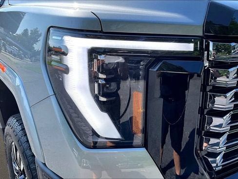 Used 2026 GMC Sierra 2500 Denali Ultimate AWD/4WD image 31