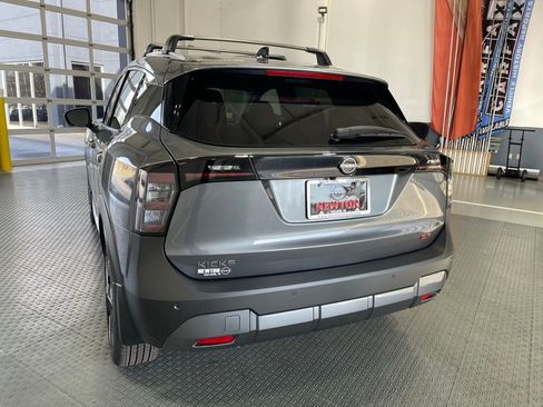 New 2026 Nissan Kicks SR w/ Cold Weather Package image 6