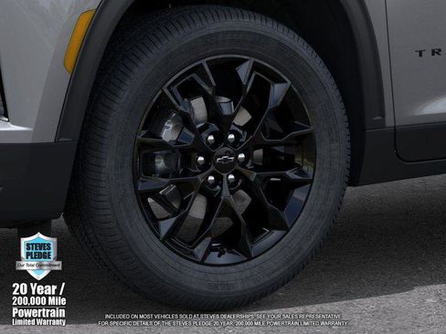 New 2026 Chevrolet Traverse LT image 9