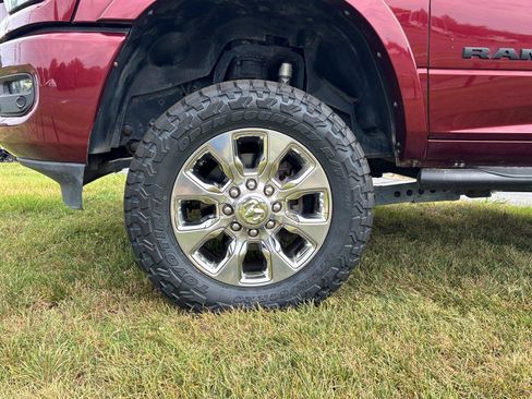 Used 2019 RAM 2500 Laramie AWD/4WD image 10