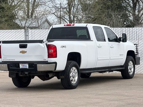 Used 2011 Chevrolet Silverado 3500 LTZ w/ LTZ Plus Package image 4