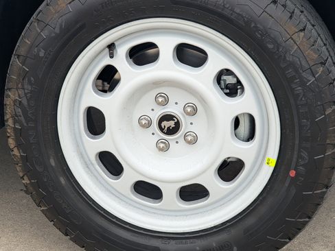 New 2025 Ford Bronco Sport Heritage w/ Convenience Package image 9