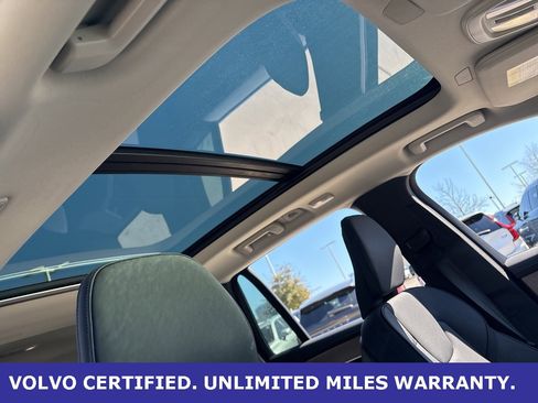 Certified 2025 Volvo XC90 B6 Plus image 15