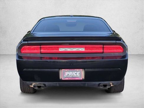 Used 2013 Dodge Challenger R/T RWD image 7