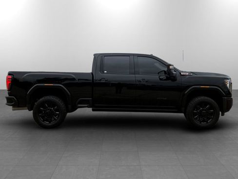 Used 2024 GMC Sierra 2500 AT4 w/ AT4 Premium Plus Package image 7
