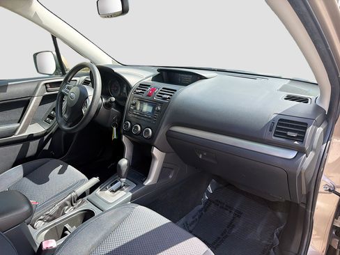 Used 2015 Subaru Forester 2.5i Premium image 13