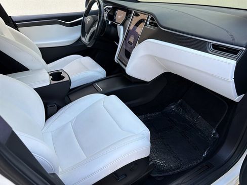 Used 2017 Tesla Model X 100D image 13