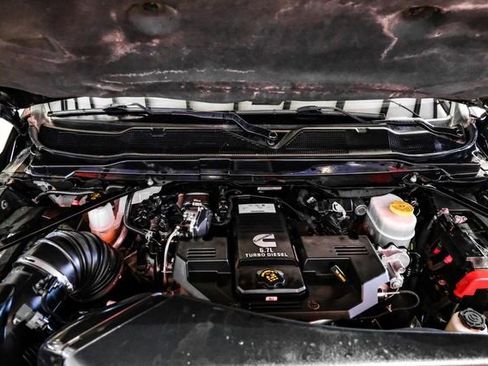 Used 2022 RAM 2500 Limited image 5