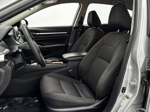 Used 2023 Nissan Altima 2.5 SV image 14