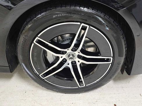 New 2026 Mercedes-Benz E 350 4MATIC Sedan image 9