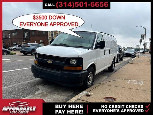 Used 2017 Chevrolet Express 2500 image 1