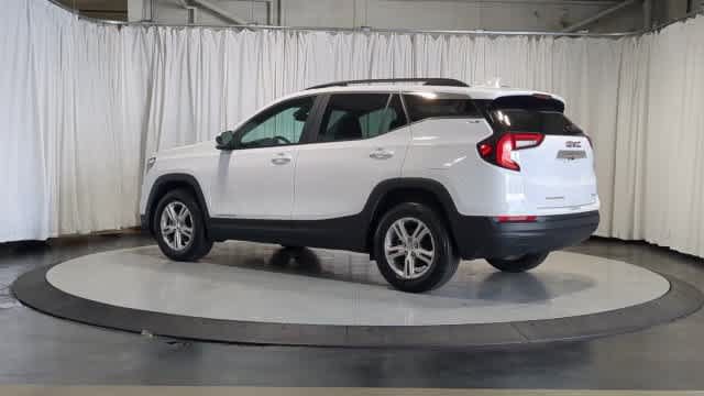 Used 2023 GMC Terrain SLE w/ Driver Convenience Package AWD/4WD image 6