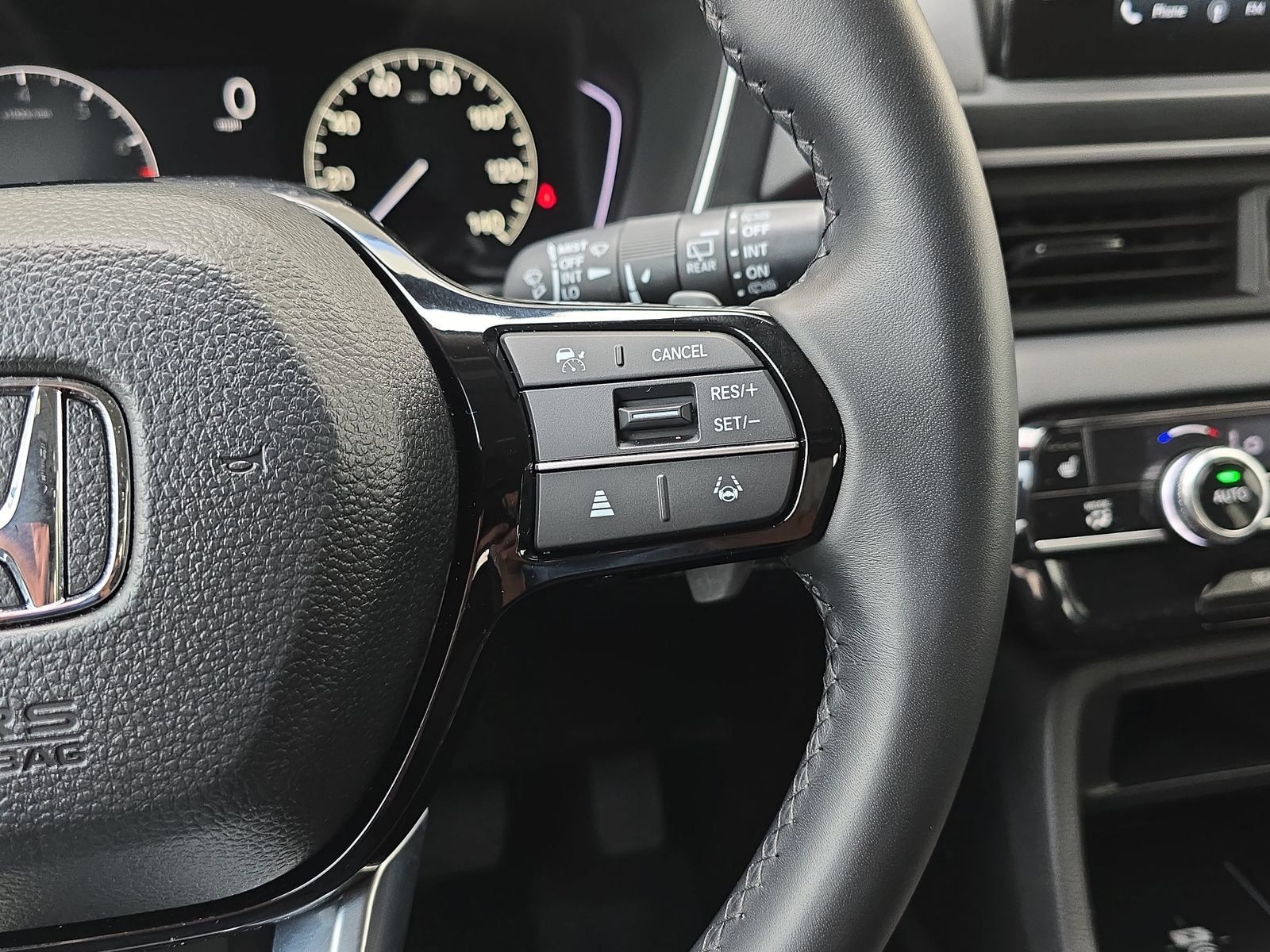 Certified 2024 Honda Pilot EX-L image 18