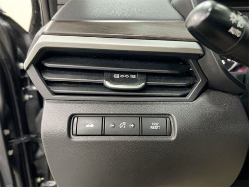 Used 2023 Nissan Altima 2.5 SV image 18