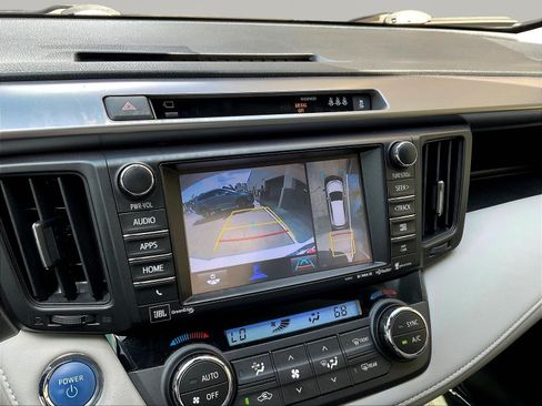 Used 2018 Toyota RAV4 Limited w/ Advanced Technology Package AWD/4WD image 14