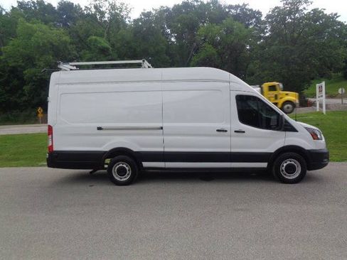 Used 2024 Ford Transit 250 148 High Roof Extended RWD image 8