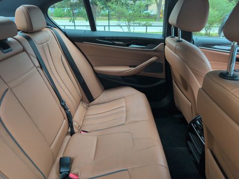 Used 2017 BMW 540i RWD image 6