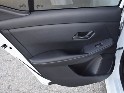 Used 2024 Nissan Sentra S image 37