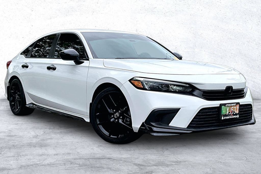 Used 2023 Honda Civic Sport image 11