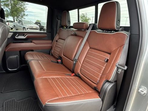 Used 2025 GMC Sierra 2500 Denali Ultimate AWD/4WD image 26