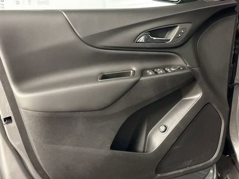 Used 2024 Chevrolet Equinox LT FWD image 26