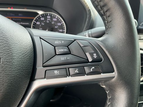 Used 2025 Nissan Sentra SV w/ All-Weather Package FWD image 21