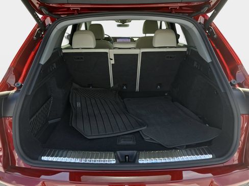 Certified 2025 Audi Q5 Premium w/ Convenience Package AWD/4WD image 11