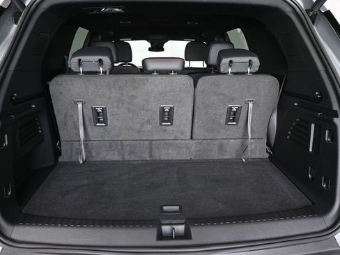 Used 2024 Chevrolet Traverse Z71 w/ LPO, Floor Liner Package image 31