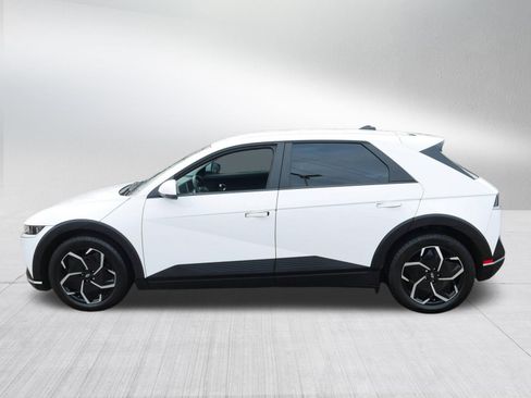 Used 2024 Hyundai Ioniq 5 SEL image 4