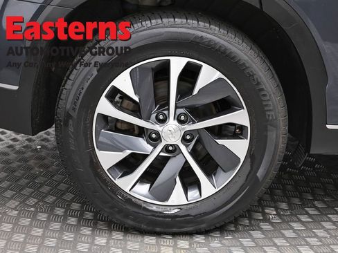 Used 2020 Hyundai Palisade SEL AWD/4WD image 32