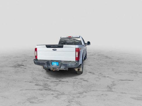 Used 2020 Ford F350 Lariat w/ FX4 Off-Road Package image 7