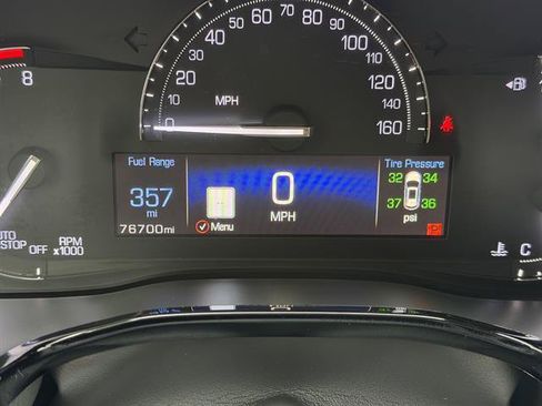 Used 2019 Cadillac XT5 Premium Luxury w/ Driver Assist Package AWD/4WD image 22