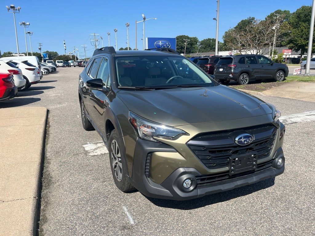 Used 2024 Subaru Outback Premium w/ Popular Package #1A AWD/4WD image 2