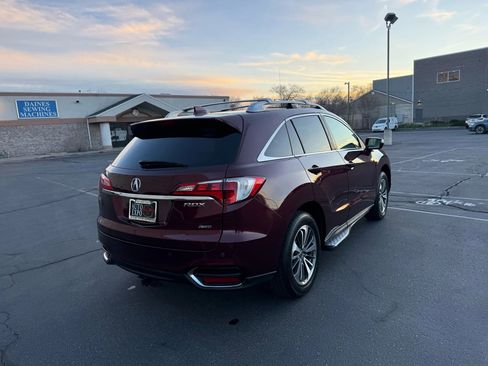 Used 2017 Acura RDX AWD w/ Advance Package image 5