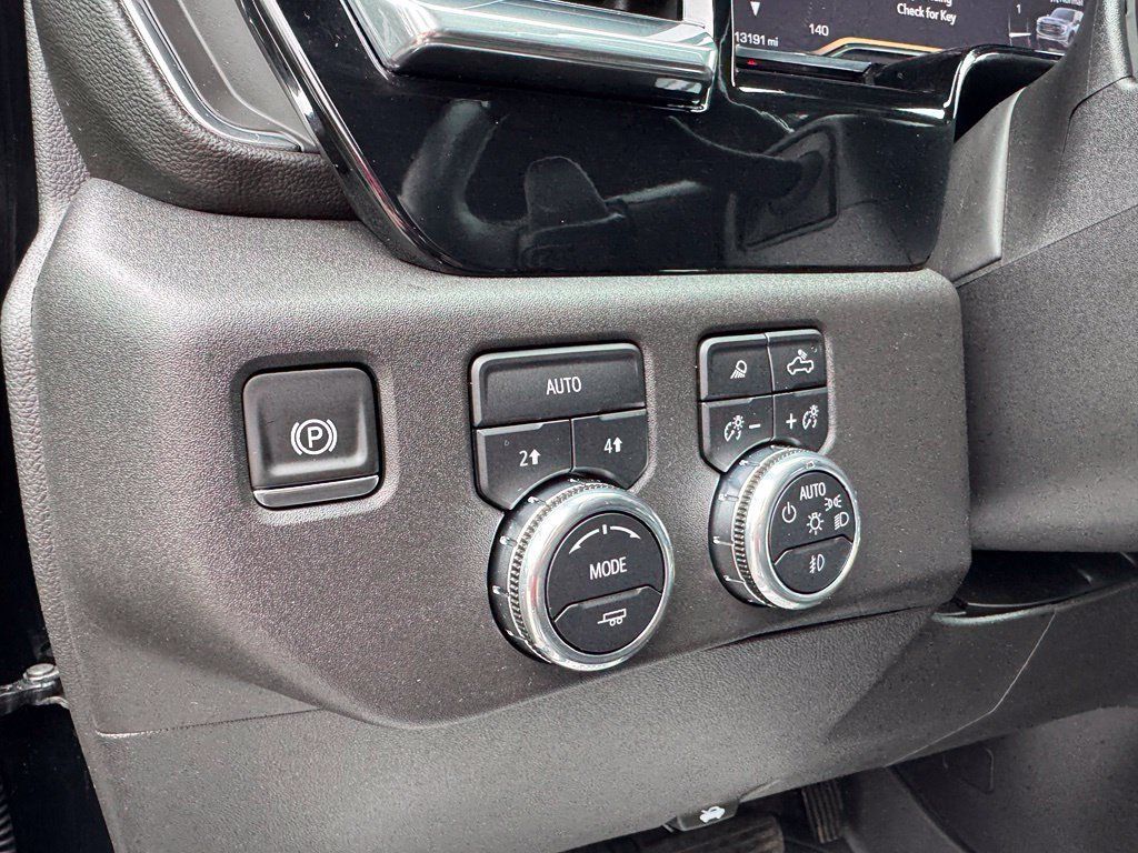 Certified 2025 GMC Sierra 1500 SLT w/ SLT Premium Plus Package AWD/4WD image 15
