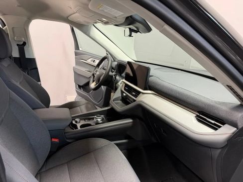 New 2026 Ford Explorer Active AWD/4WD image 25