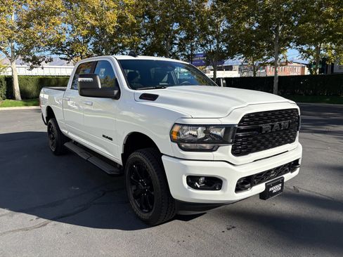 Used 2024 RAM 2500 Big Horn w/ Night Edition image 5