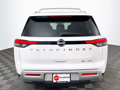 Used 2025 Nissan Pathfinder SL AWD/4WD image 7