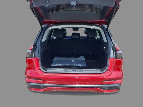 New 2026 Lincoln Nautilus Reserve w/ Jet Appearance Package AWD/4WD image 8