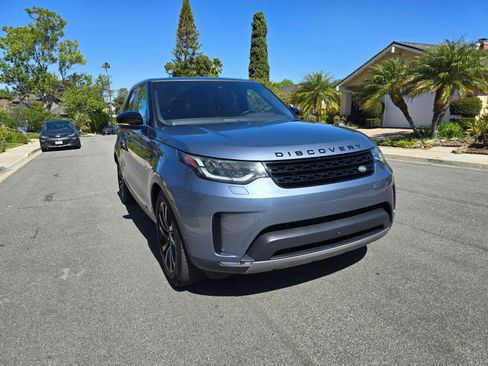 Used 2018 Land Rover Discovery HSE AWD/4WD image 5