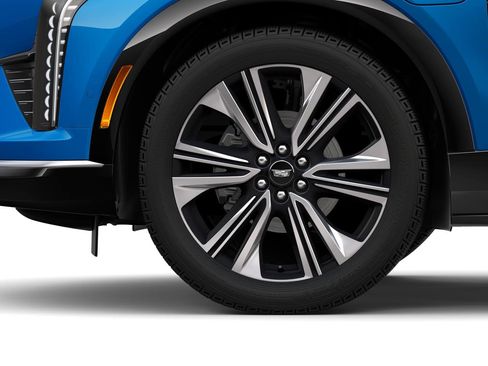 New 2026 Cadillac Optiq Luxury 2 image 31