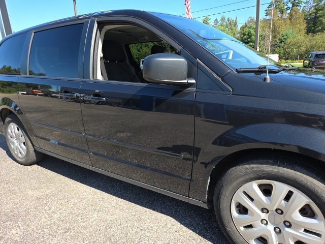 Used 2017 Dodge Grand Caravan SE w/ Power Window Group FWD image 27